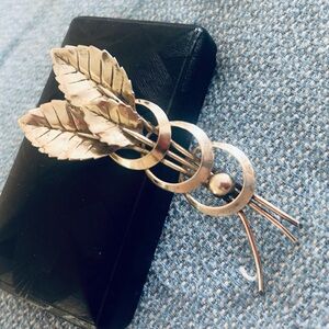 Vintage Sterling Leaf pin